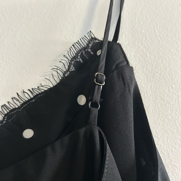 Polka Dot & Lace Tank - Picture 7 of 7